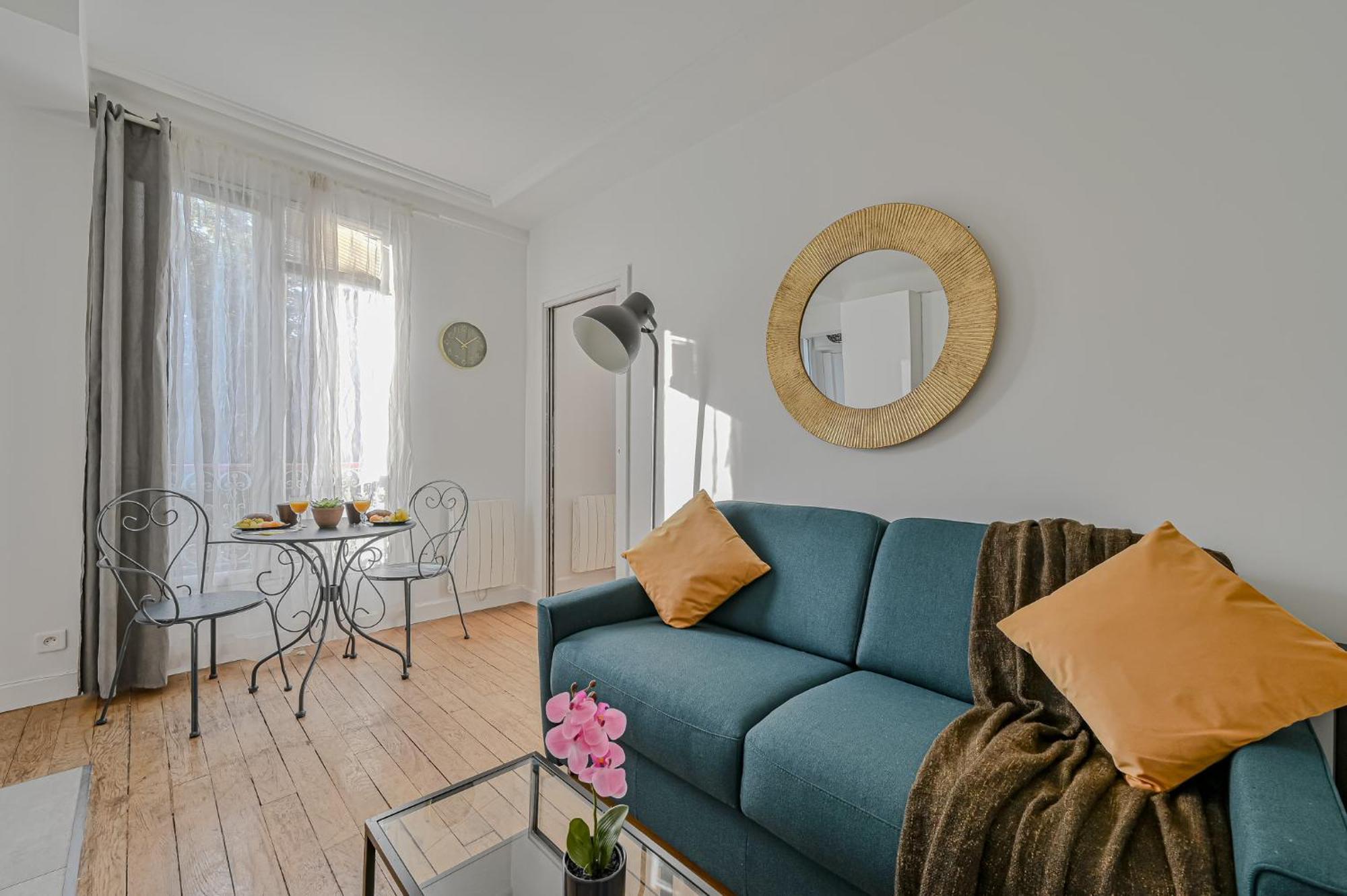 Le Poetique Niche Au Pied Du Sacre-Coeur Apartment Paris Bagian luar foto
