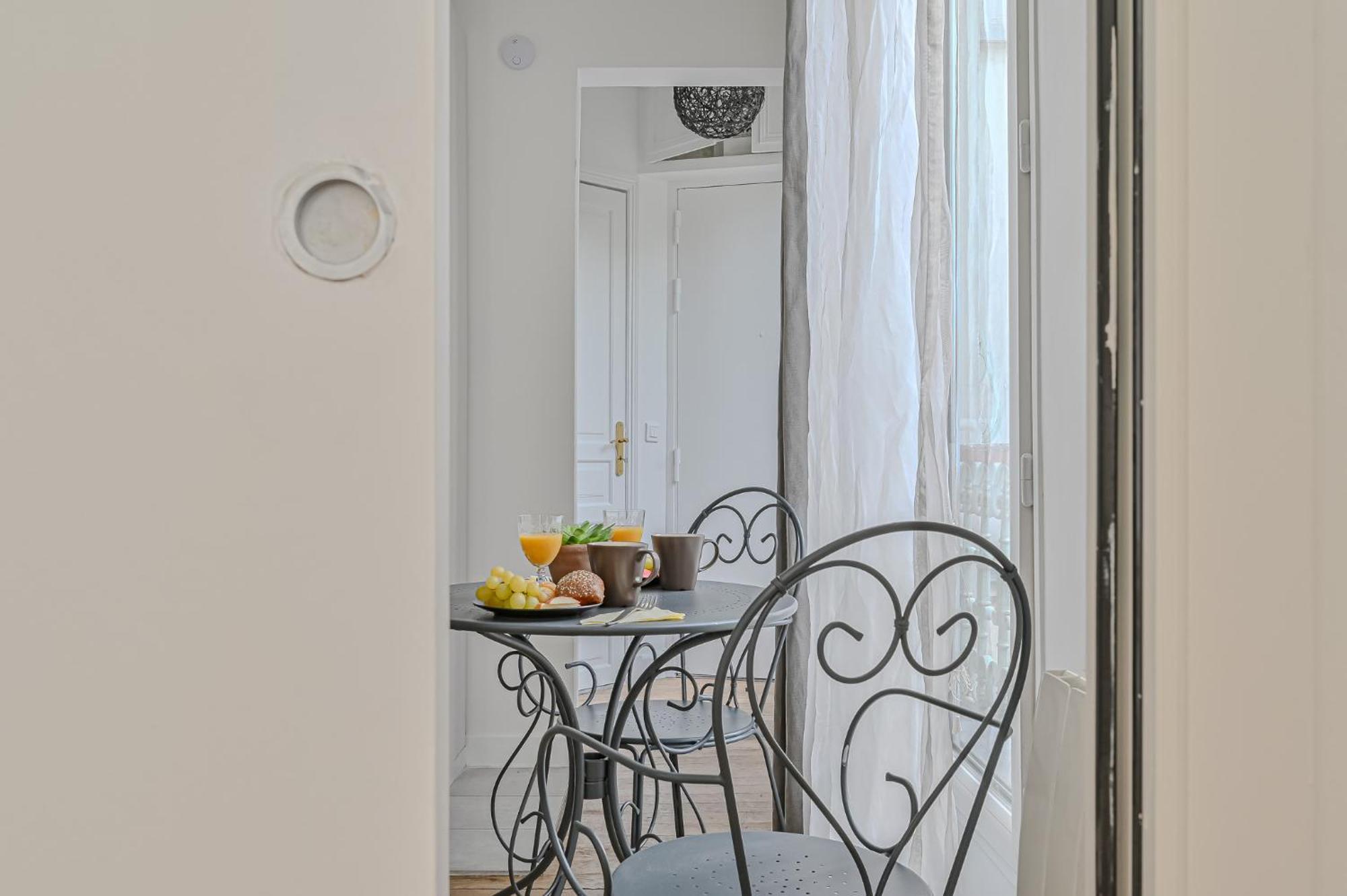Le Poetique Niche Au Pied Du Sacre-Coeur Apartment Paris Bagian luar foto
